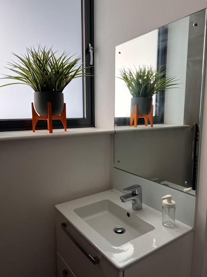 Cotton Apartment Chinatown Central Stay برمنغهام المظهر الخارجي الصورة