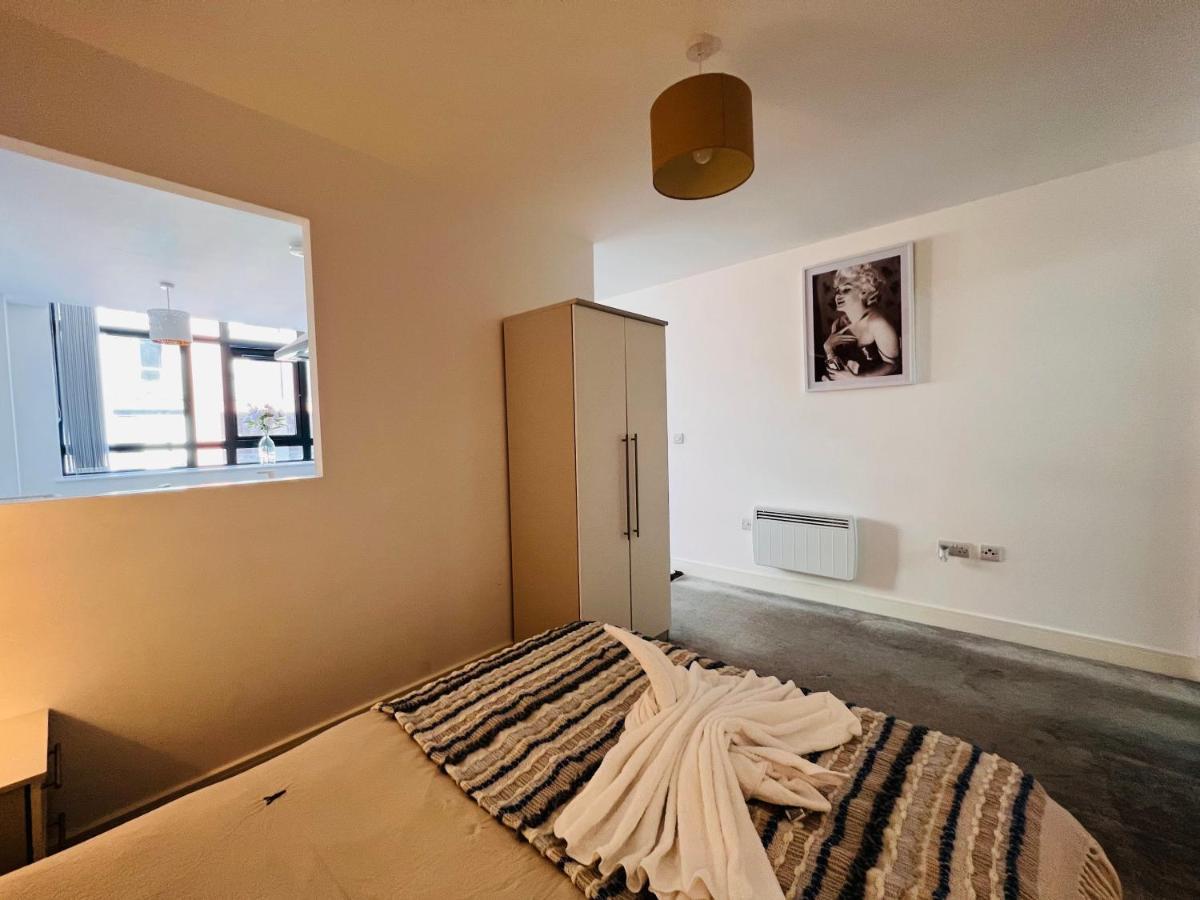 Cotton Apartment Chinatown Central Stay برمنغهام المظهر الخارجي الصورة